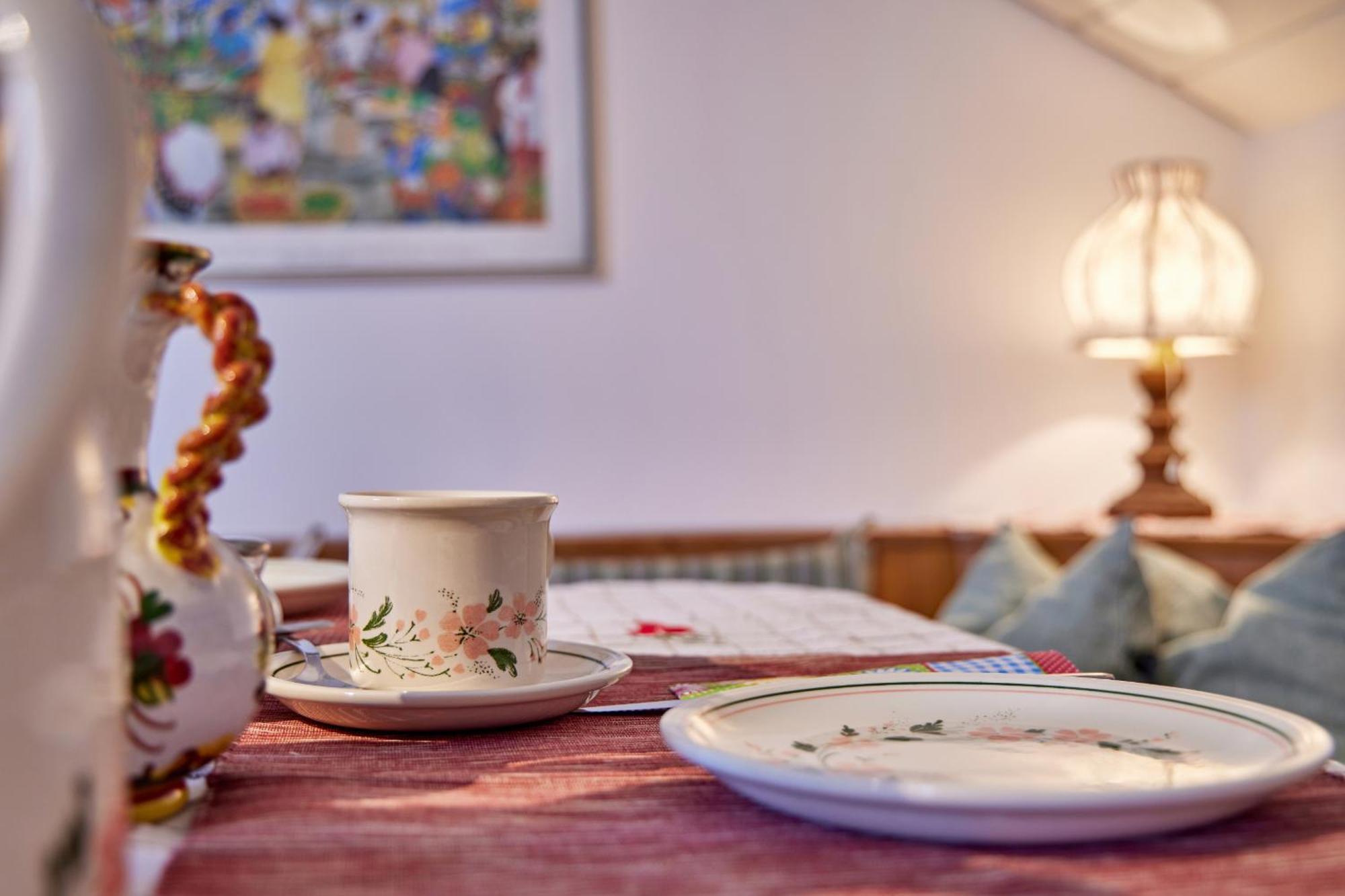 Ferienwohnung Haus Greif ガルミッシュ・パルテンキルヒェン エクステリア 写真