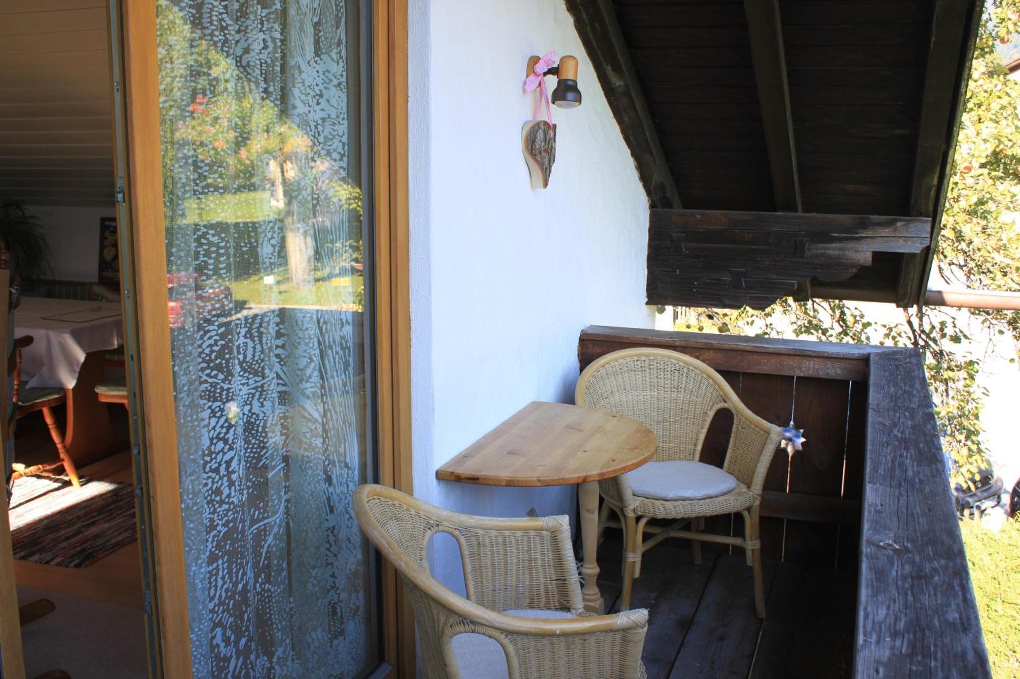 Ferienwohnung Haus Greif ガルミッシュ・パルテンキルヒェン エクステリア 写真